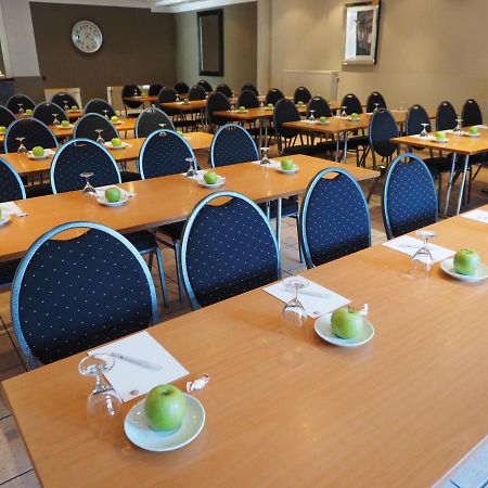 Apart Hotel Sarstedter Hof מראה חיצוני תמונה
