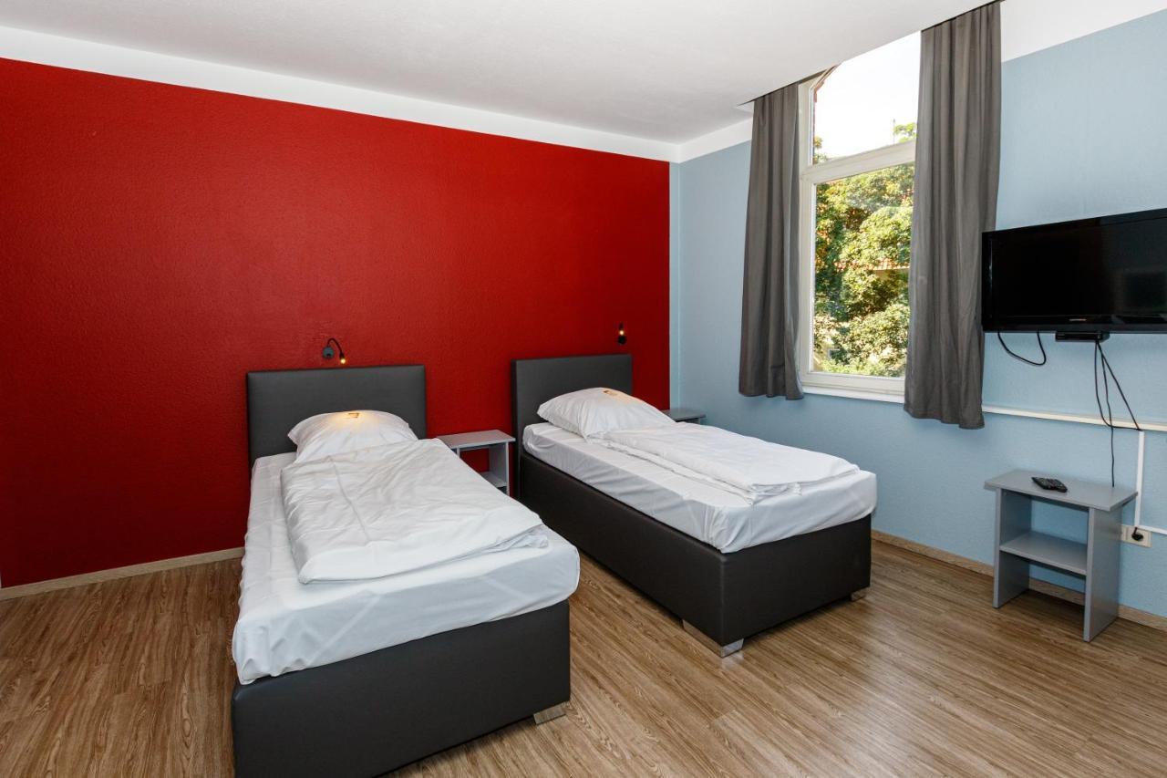 Apart Hotel Sarstedter Hof מראה חיצוני תמונה