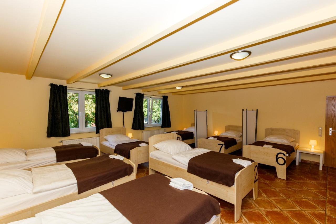 Apart Hotel Sarstedter Hof מראה חיצוני תמונה