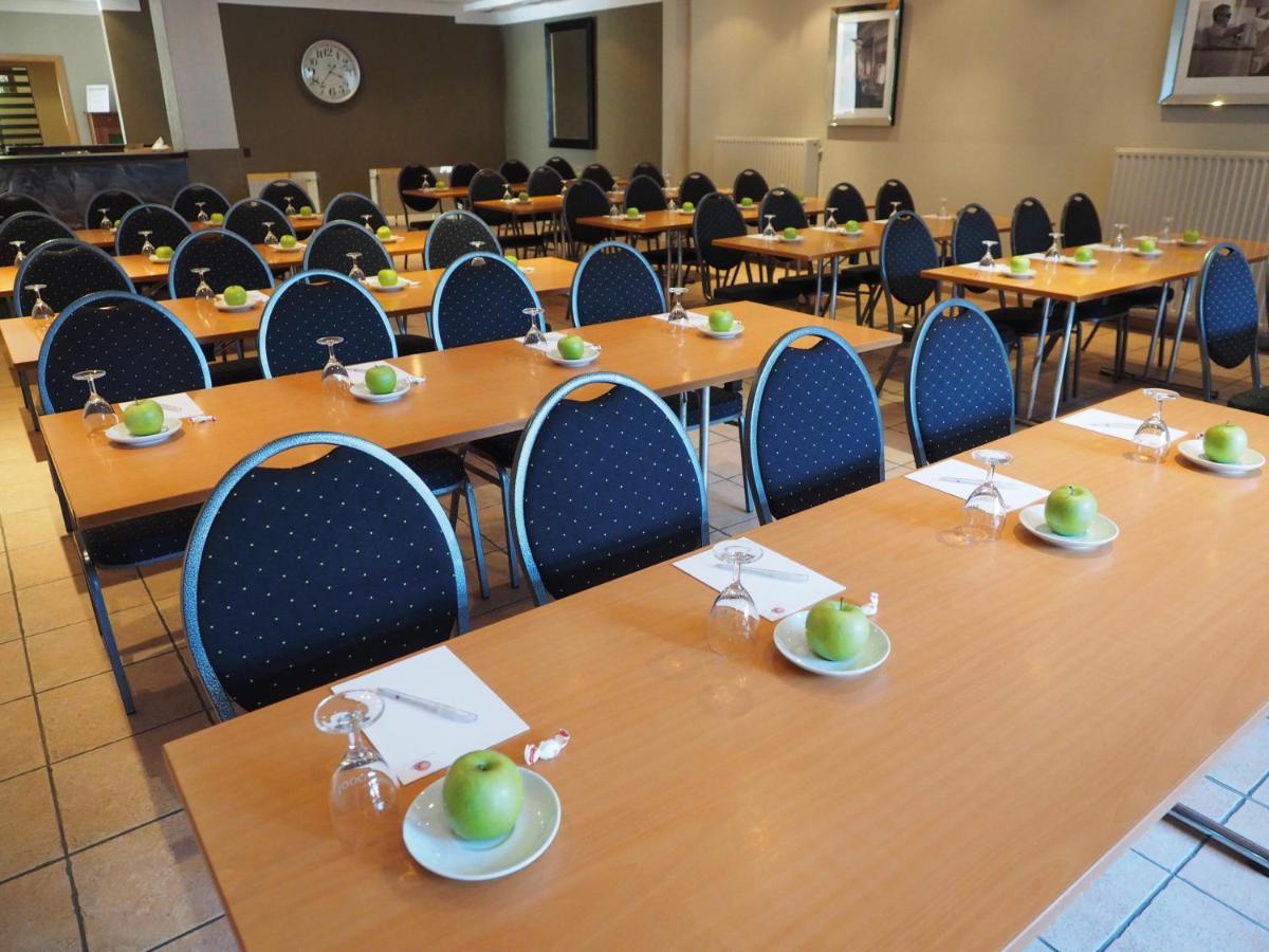 Apart Hotel Sarstedter Hof מראה חיצוני תמונה