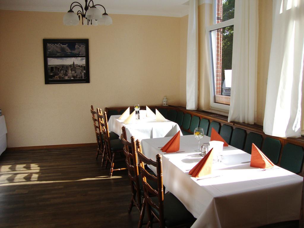 Apart Hotel Sarstedter Hof מראה חיצוני תמונה