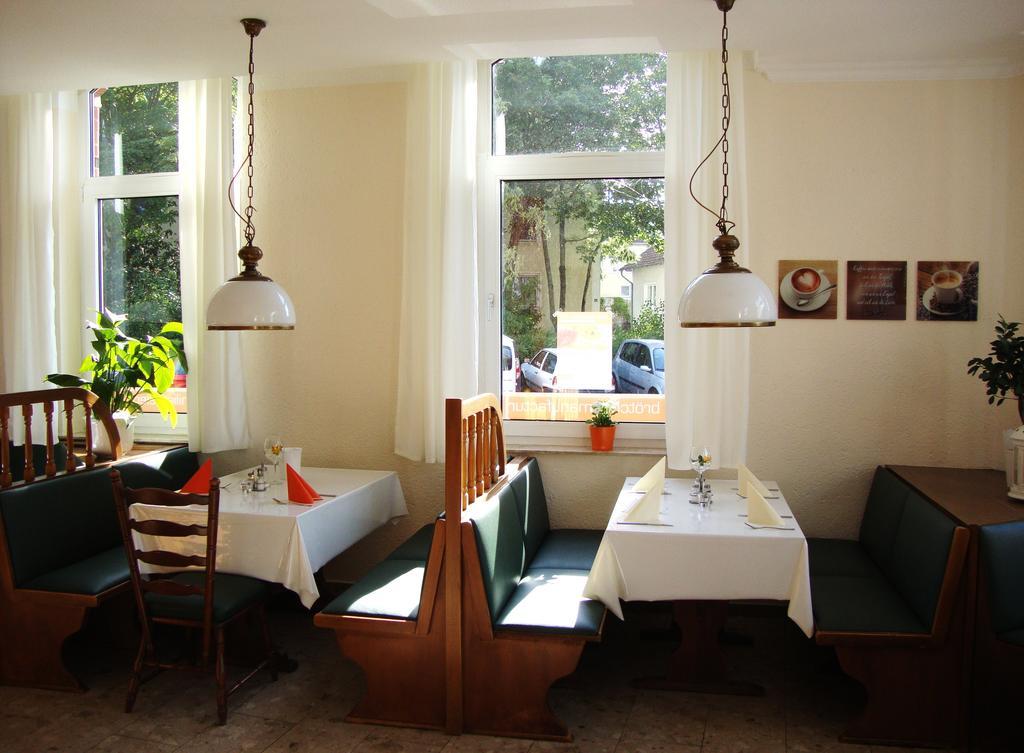 Apart Hotel Sarstedter Hof מראה חיצוני תמונה