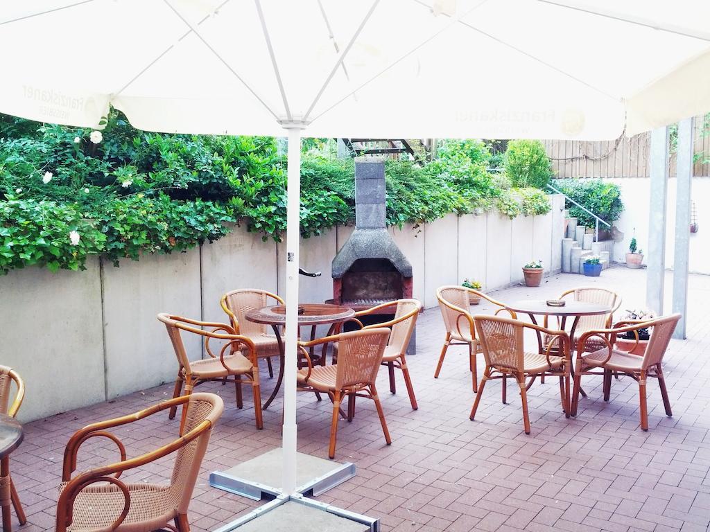 Apart Hotel Sarstedter Hof מראה חיצוני תמונה