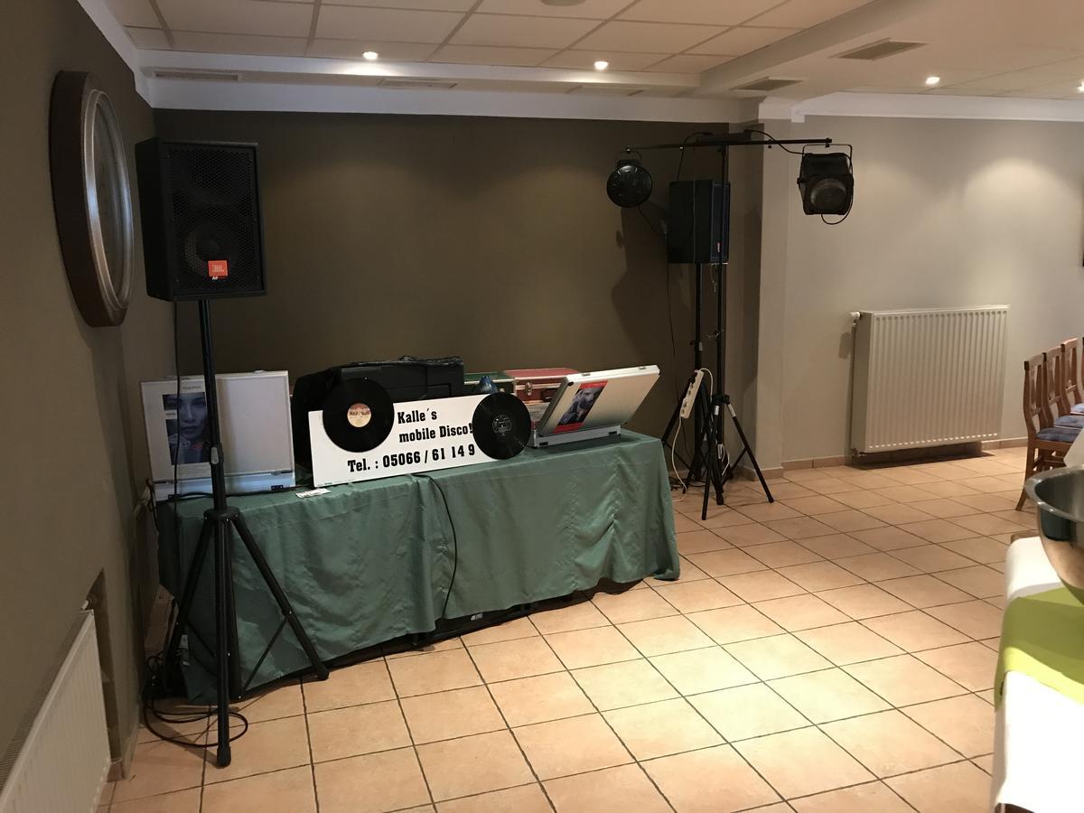Apart Hotel Sarstedter Hof מראה חיצוני תמונה