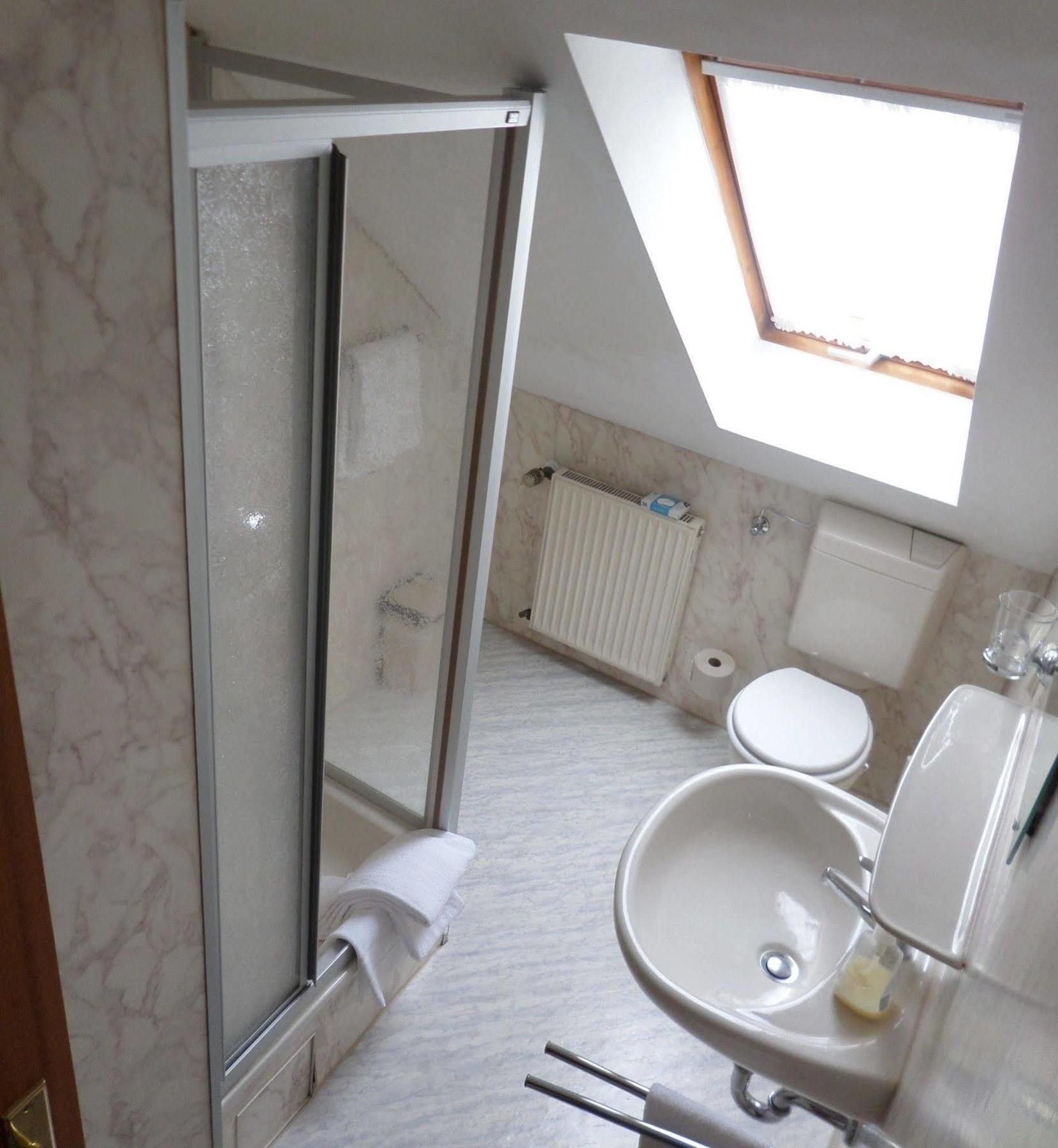 Apart Hotel Sarstedter Hof מראה חיצוני תמונה